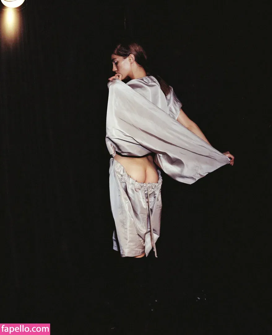 Samantha Gradoville / https: / samgradoville Onlyfans Photo Gallery 