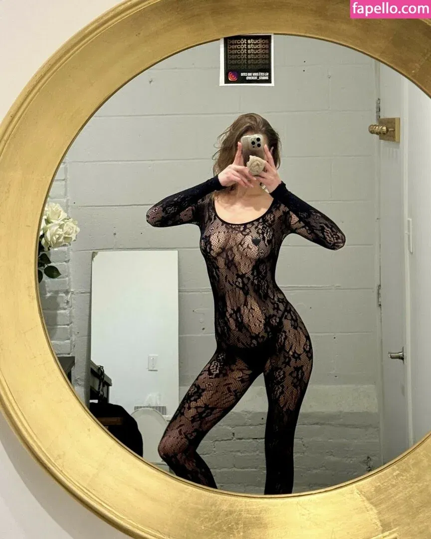 Samantha Gradoville / https: / samgradoville Onlyfans Photo Gallery 