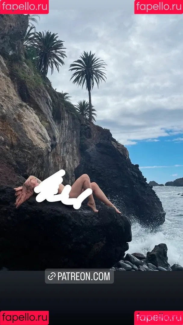 MissCoookiez / misscoco2k20 Onlyfans Photo Gallery 