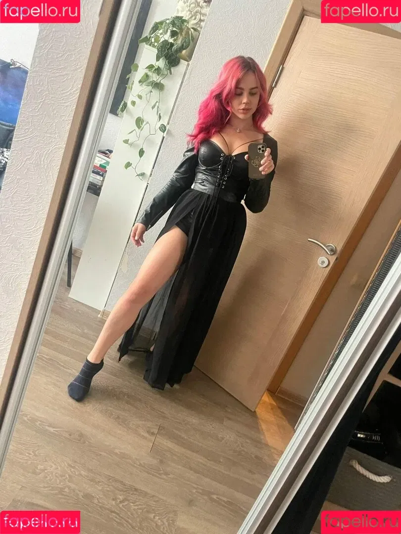 MissCoookiez / misscoco2k20 Onlyfans Photo Gallery 