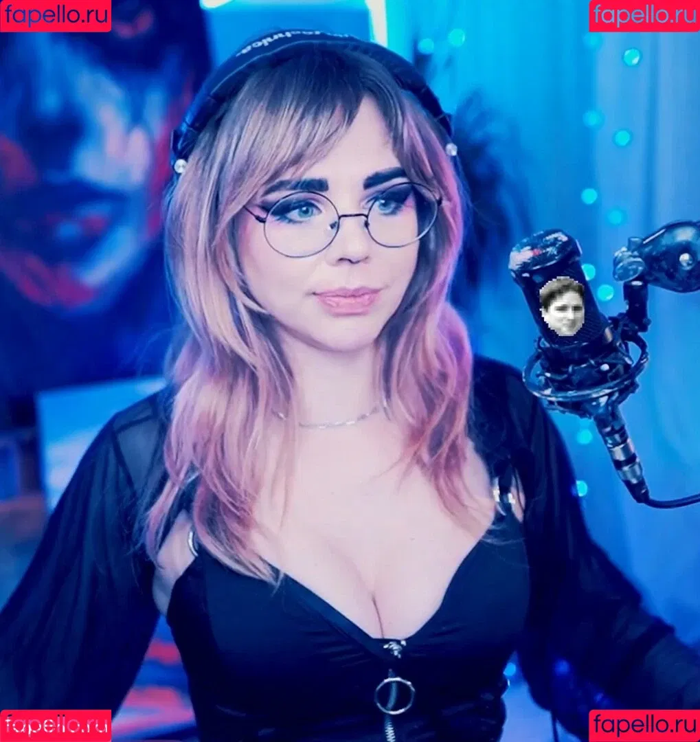 MissCoookiez / misscoco2k20 Onlyfans Photo Gallery 