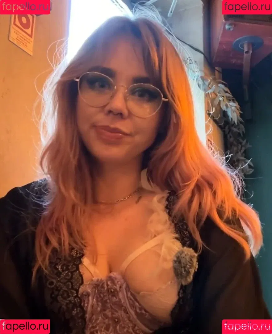 MissCoookiez / misscoco2k20 Onlyfans Photo Gallery 