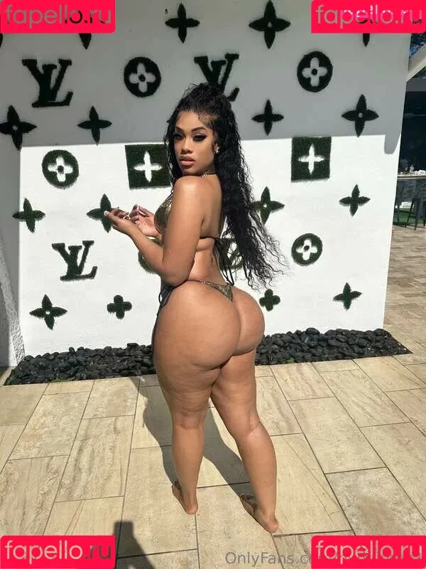 nynyirene1 / nynyirene_of Onlyfans Photo Gallery 