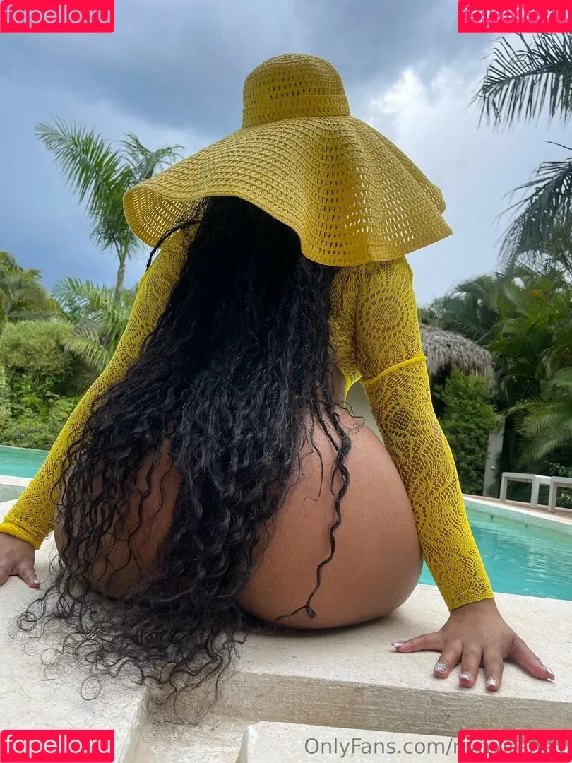 nynyirene1 / nynyirene_of Onlyfans Photo Gallery 