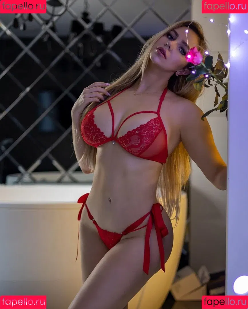 Neringa Kriziute / neringakriziute / nkriziute Onlyfans Photo Gallery 