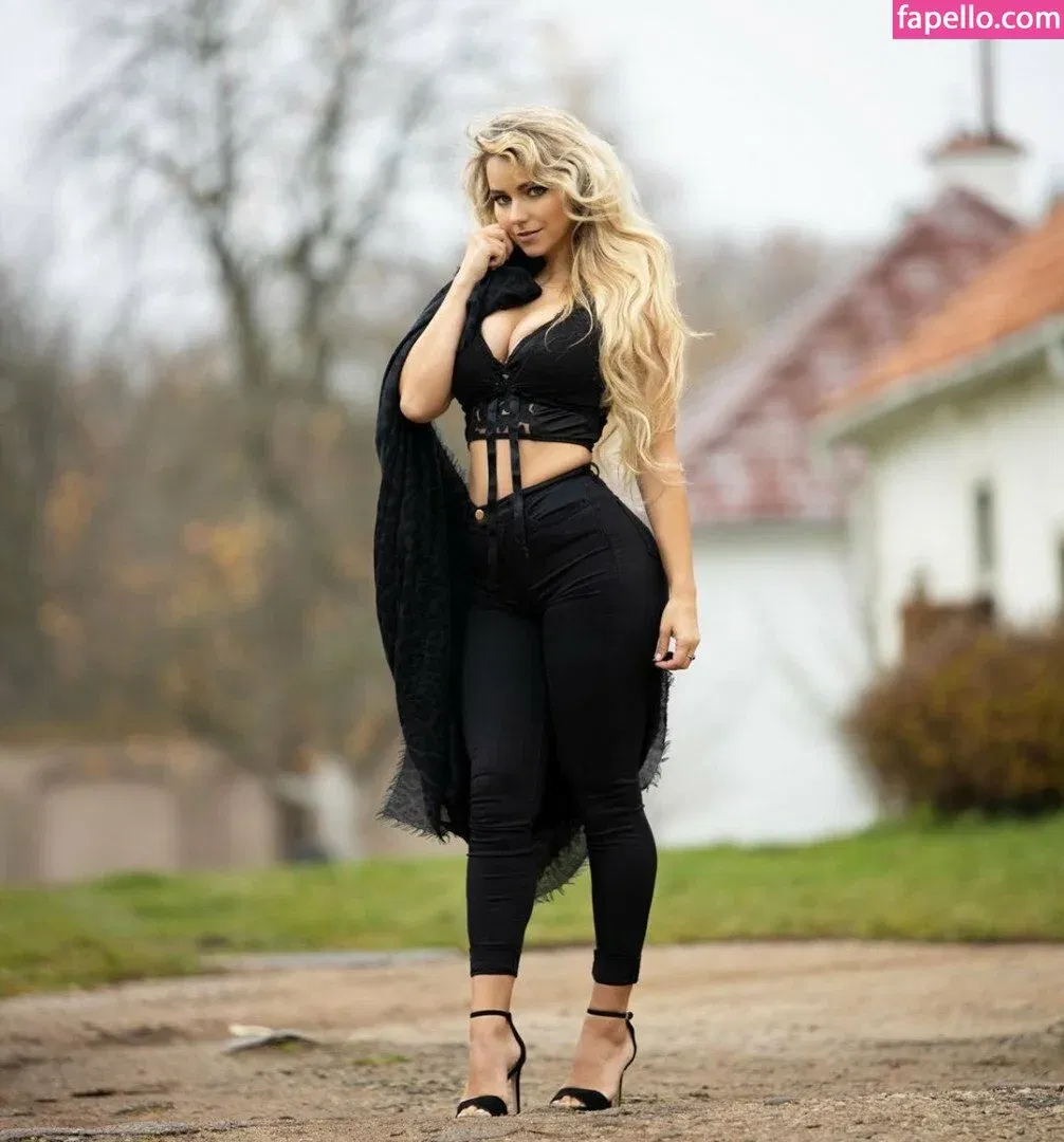 Neringa Kriziute / neringakriziute / nkriziute Onlyfans Photo Gallery 