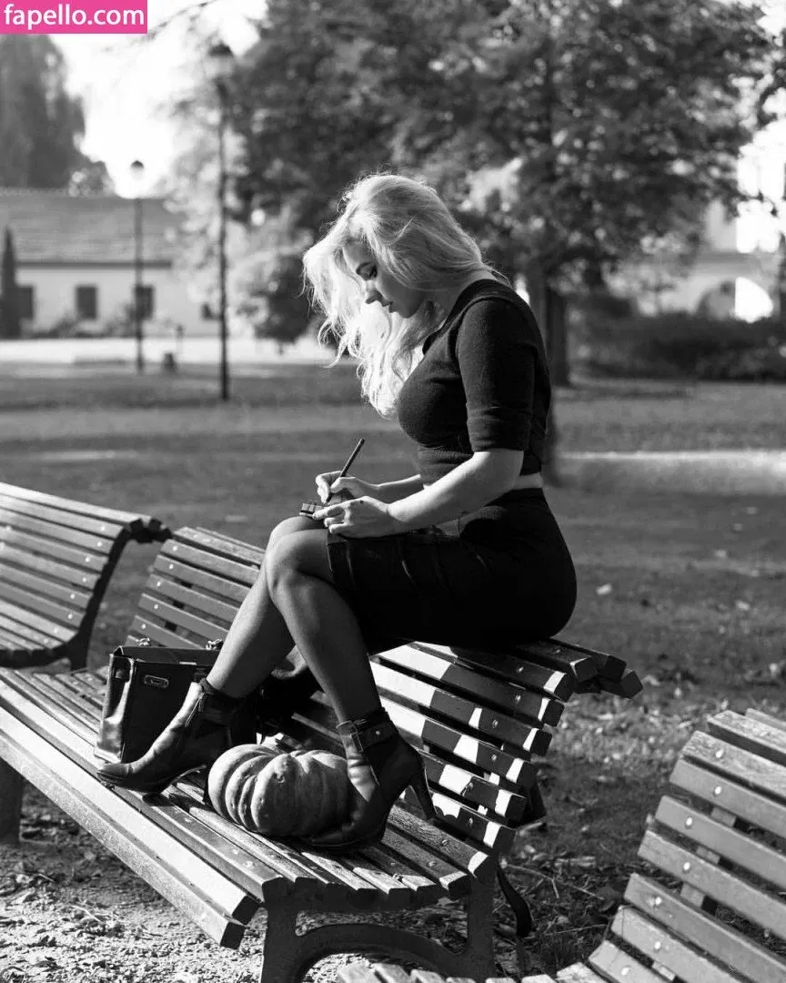 Neringa Kriziute / neringakriziute / nkriziute Onlyfans Photo Gallery 