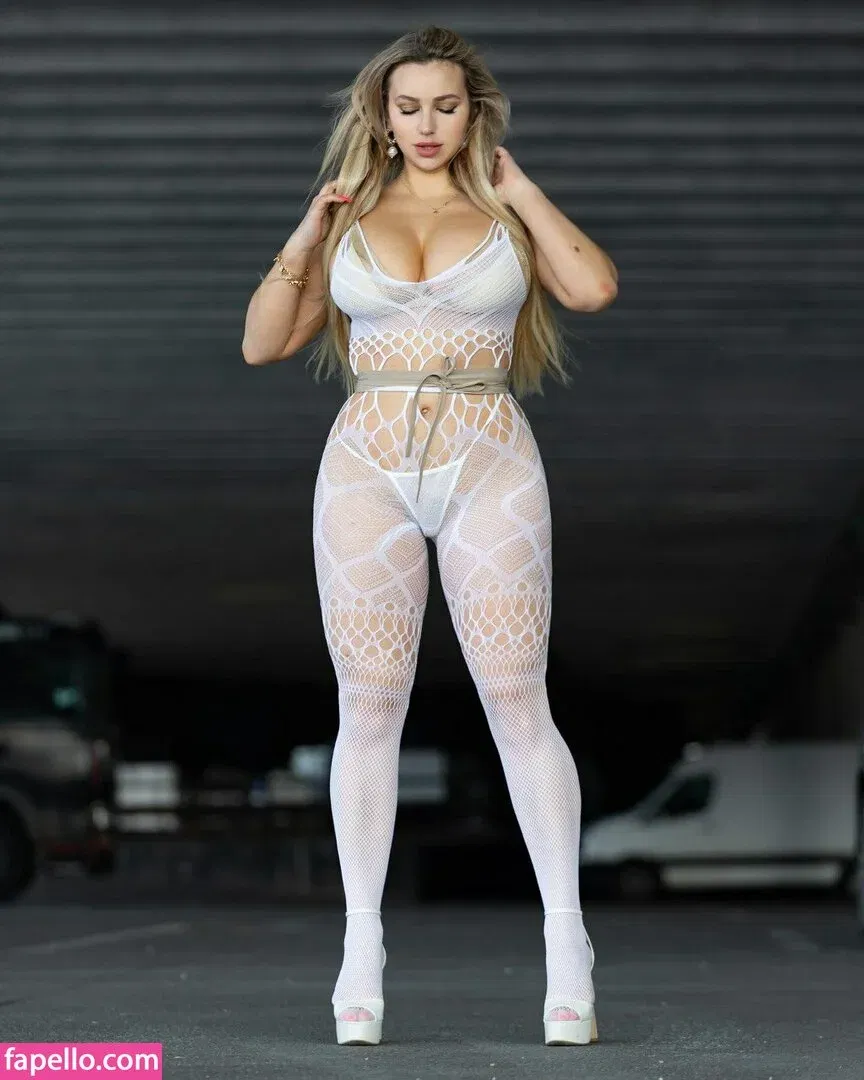 Neringa Kriziute / neringakriziute / nkriziute Onlyfans Photo Gallery 