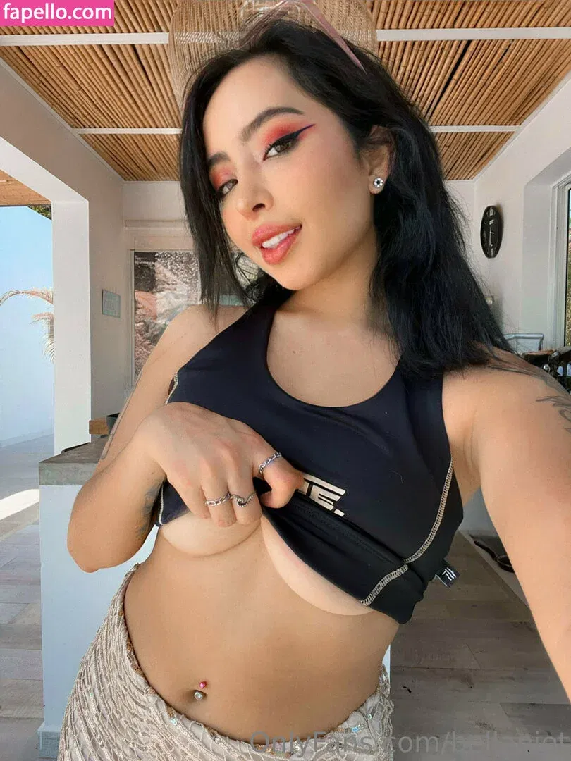 bellaniet / kellyschrover Onlyfans Photo Gallery 