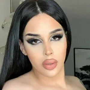 Italia Arianna / italiaarianna__ / tsitaliaarianna Onlyfans Photo Gallery 