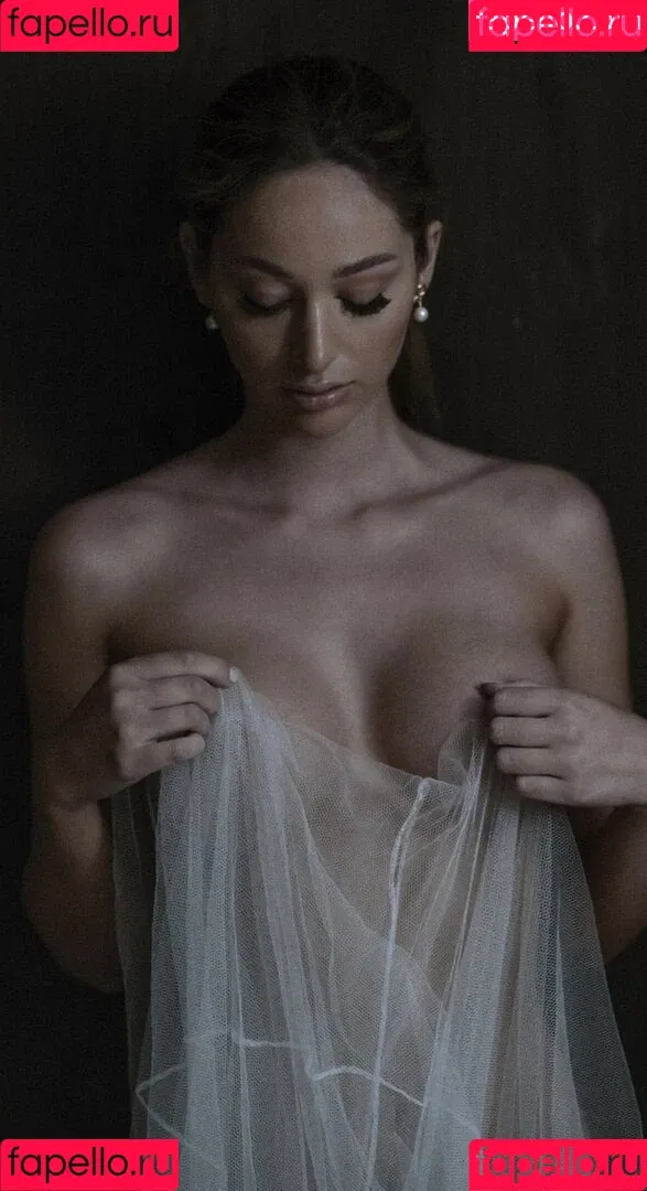 Gretathn / greta.vip Onlyfans Photo Gallery 