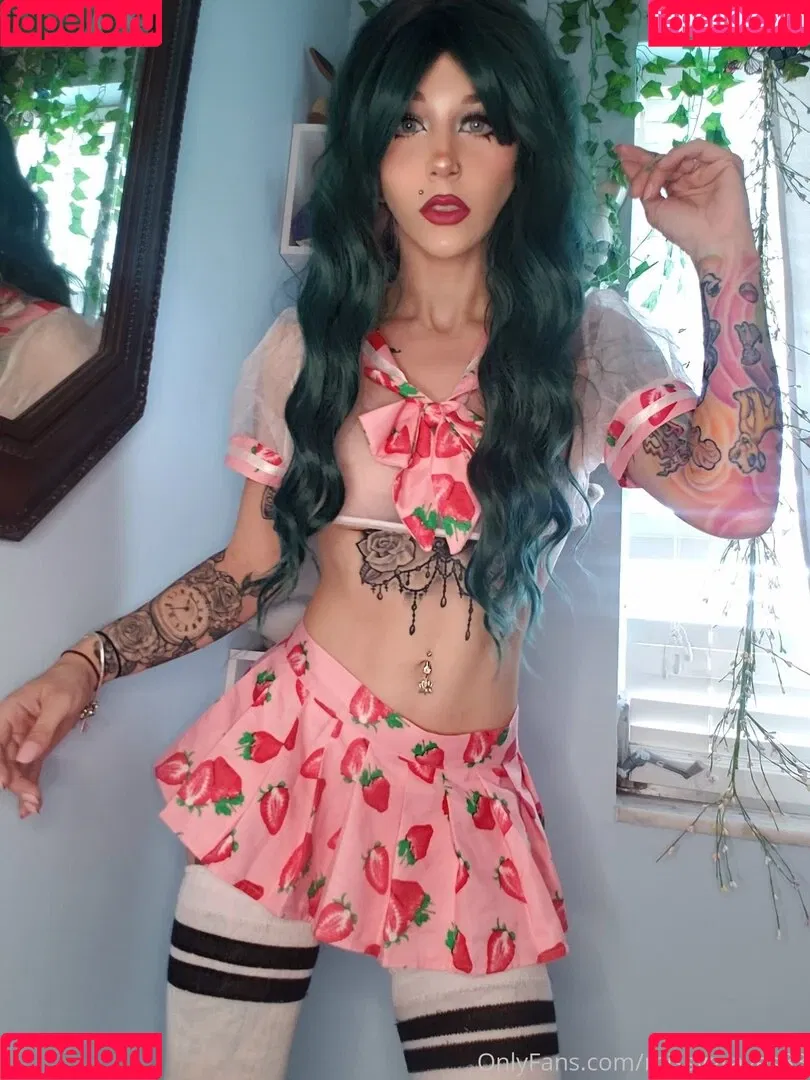 Missy Graves / missygraves83 Onlyfans Photo Gallery 