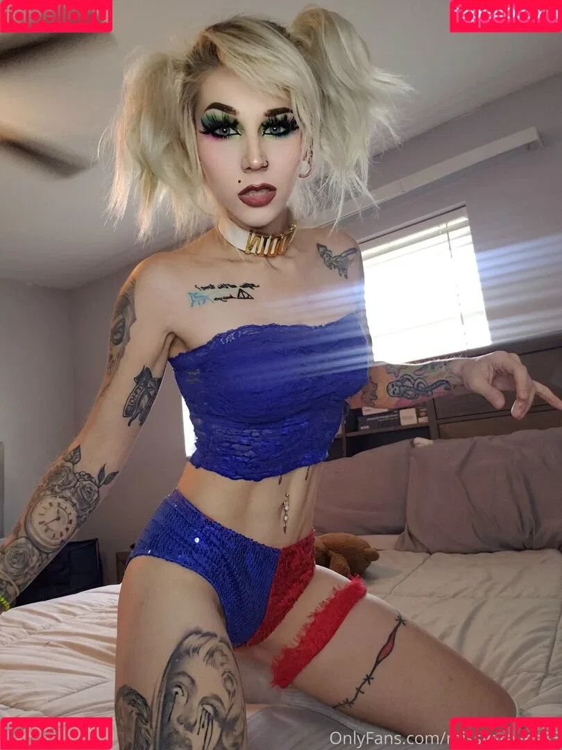 Missy Graves / missygraves83 Onlyfans Photo Gallery 