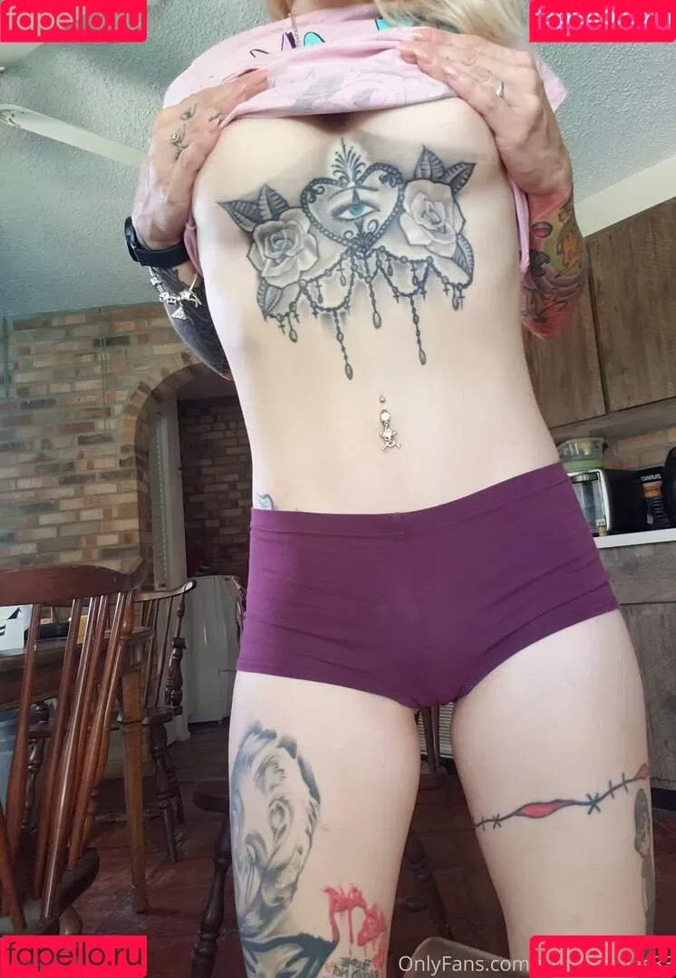 Missy Graves / missygraves83 Onlyfans Photo Gallery 