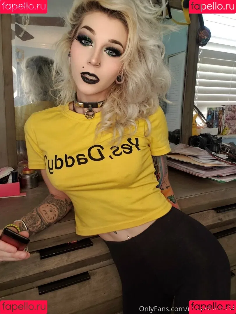 Missy Graves / missygraves83 Onlyfans Photo Gallery 
