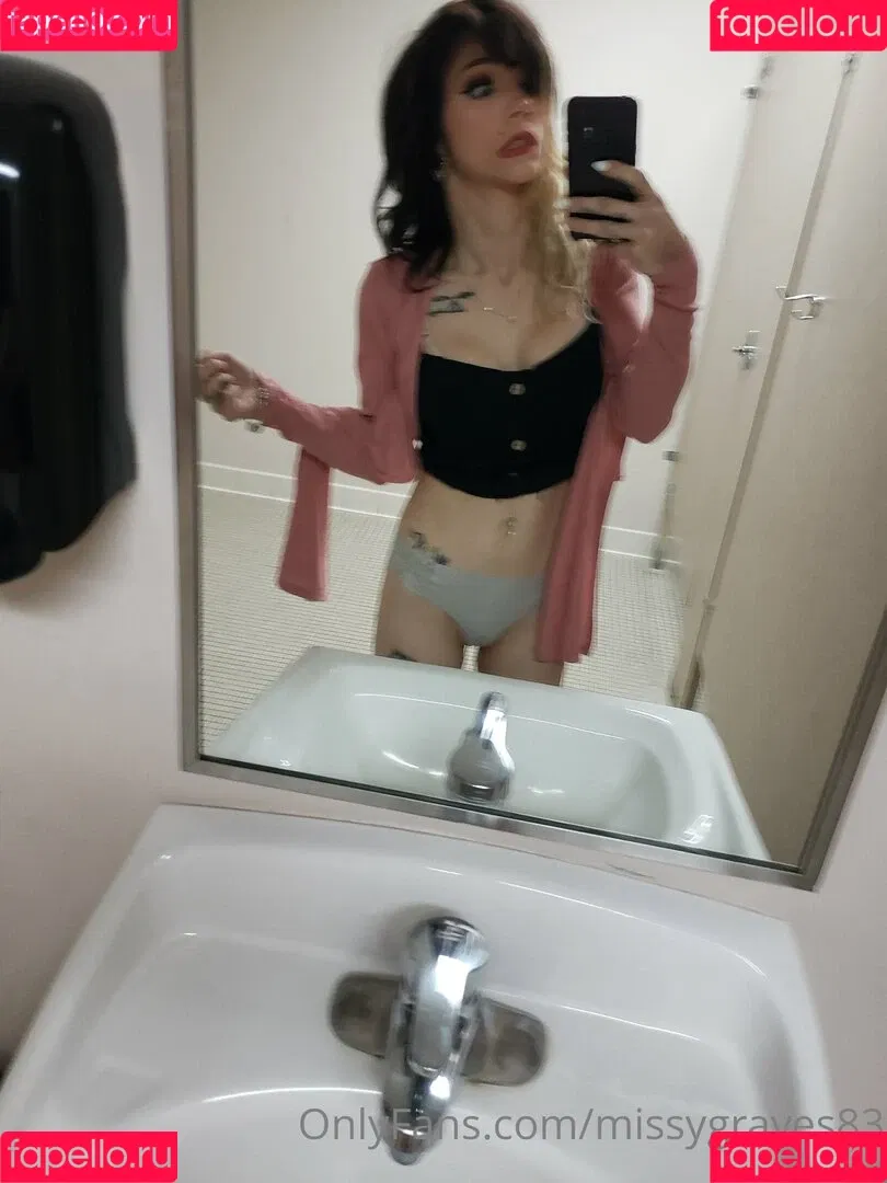 Missy Graves / missygraves83 Onlyfans Photo Gallery 