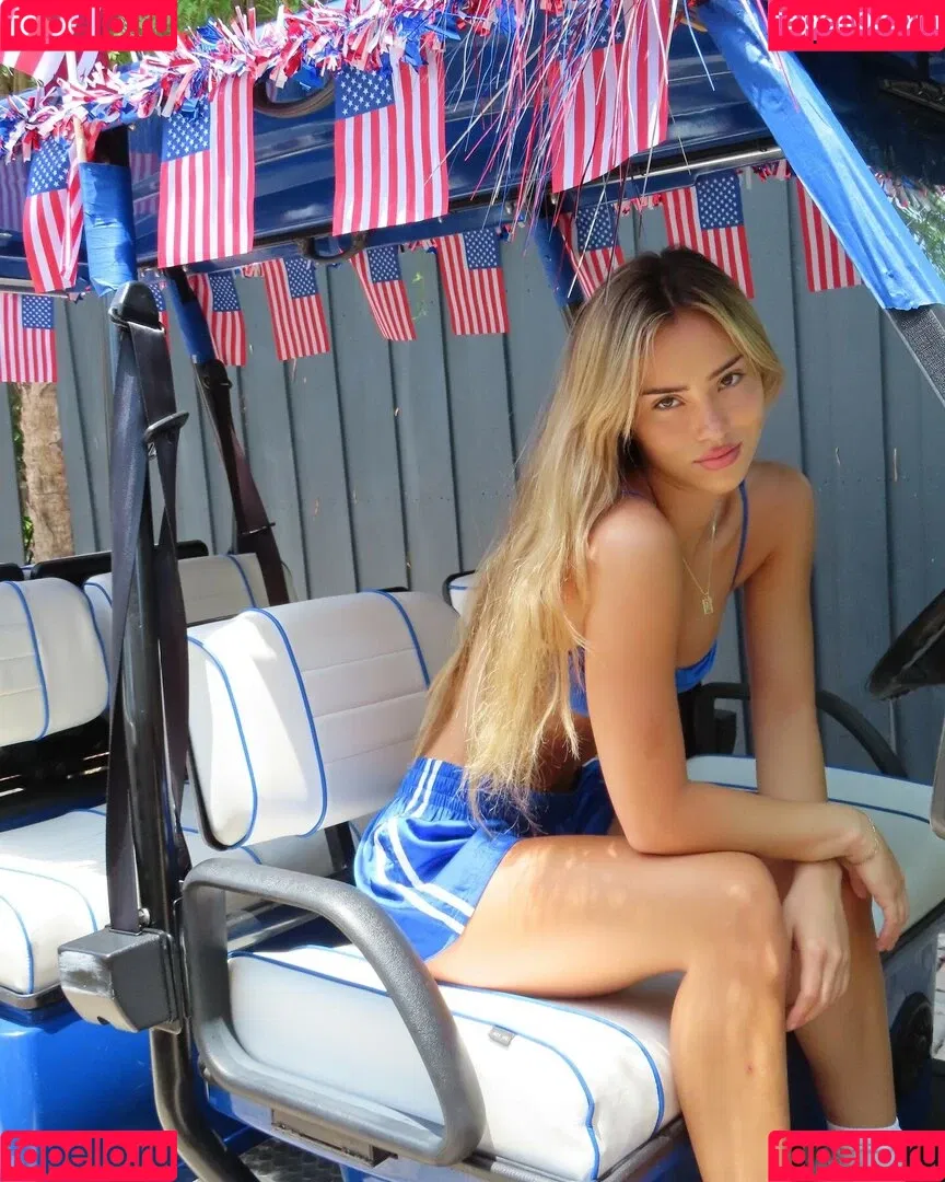 Julia Ernst / juliaernst Onlyfans Photo Gallery 