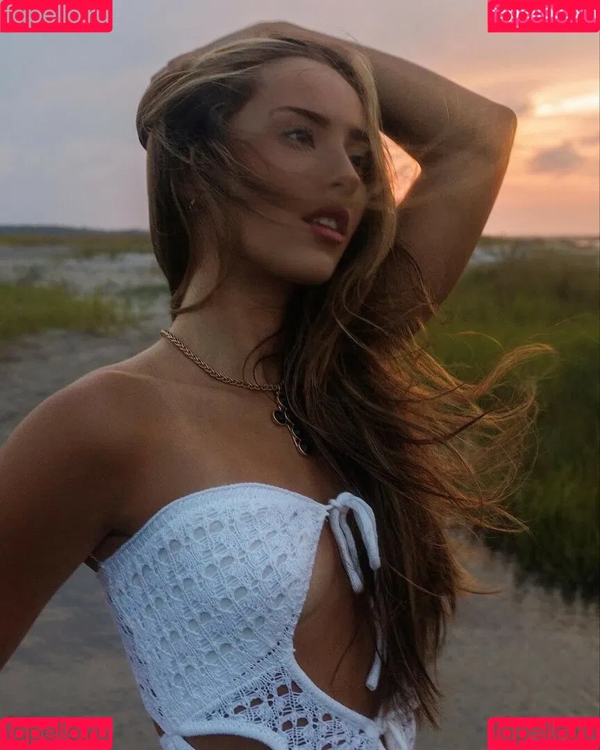 Julia Ernst / juliaernst Onlyfans Photo Gallery 