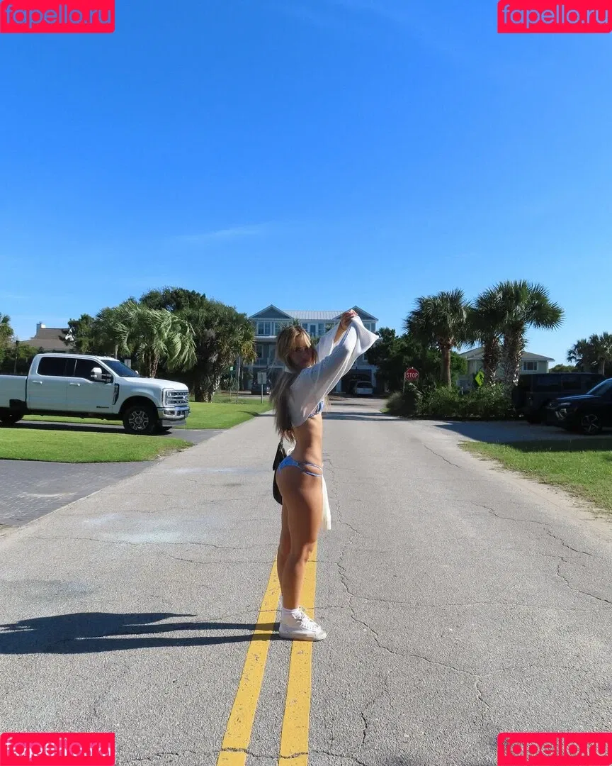 Julia Ernst / juliaernst Onlyfans Photo Gallery 