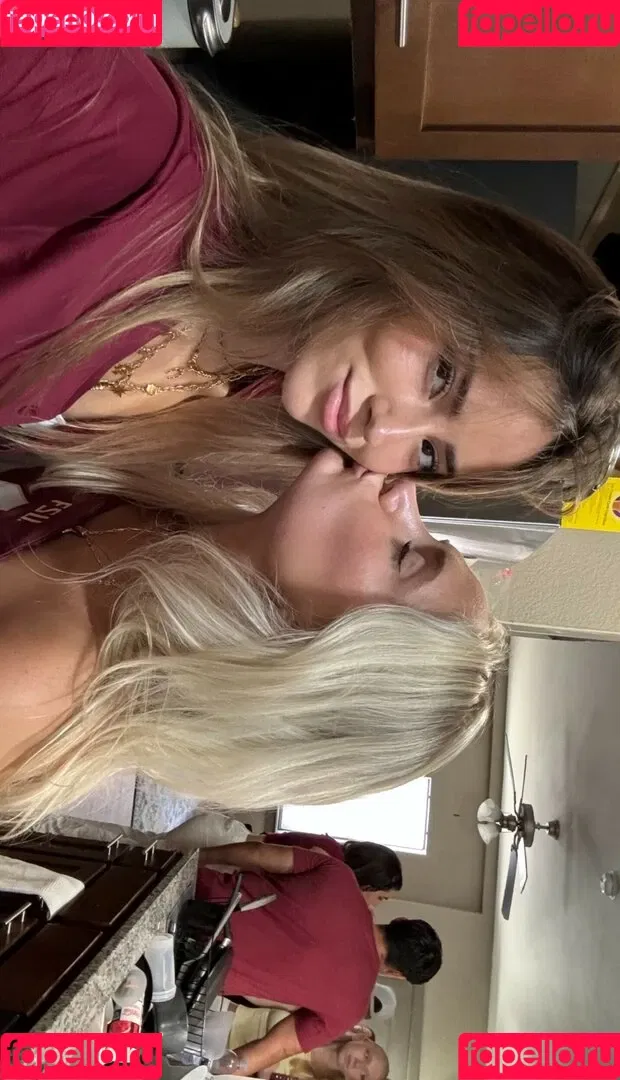 Julia Ernst / juliaernst Onlyfans Photo Gallery 
