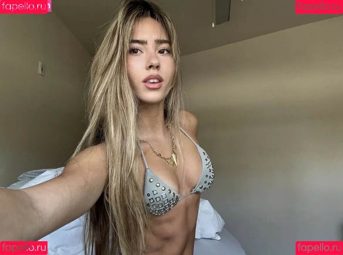 Julia Ernst / juliaernst Onlyfans Photo Gallery 