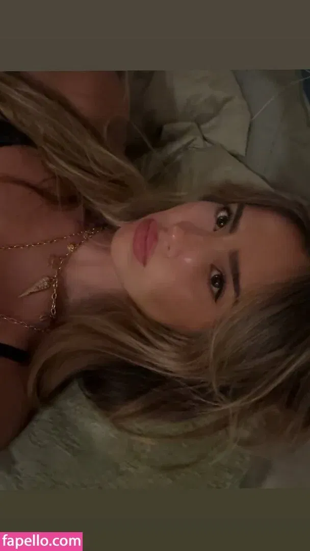 Julia Ernst / juliaernst Onlyfans Photo Gallery 