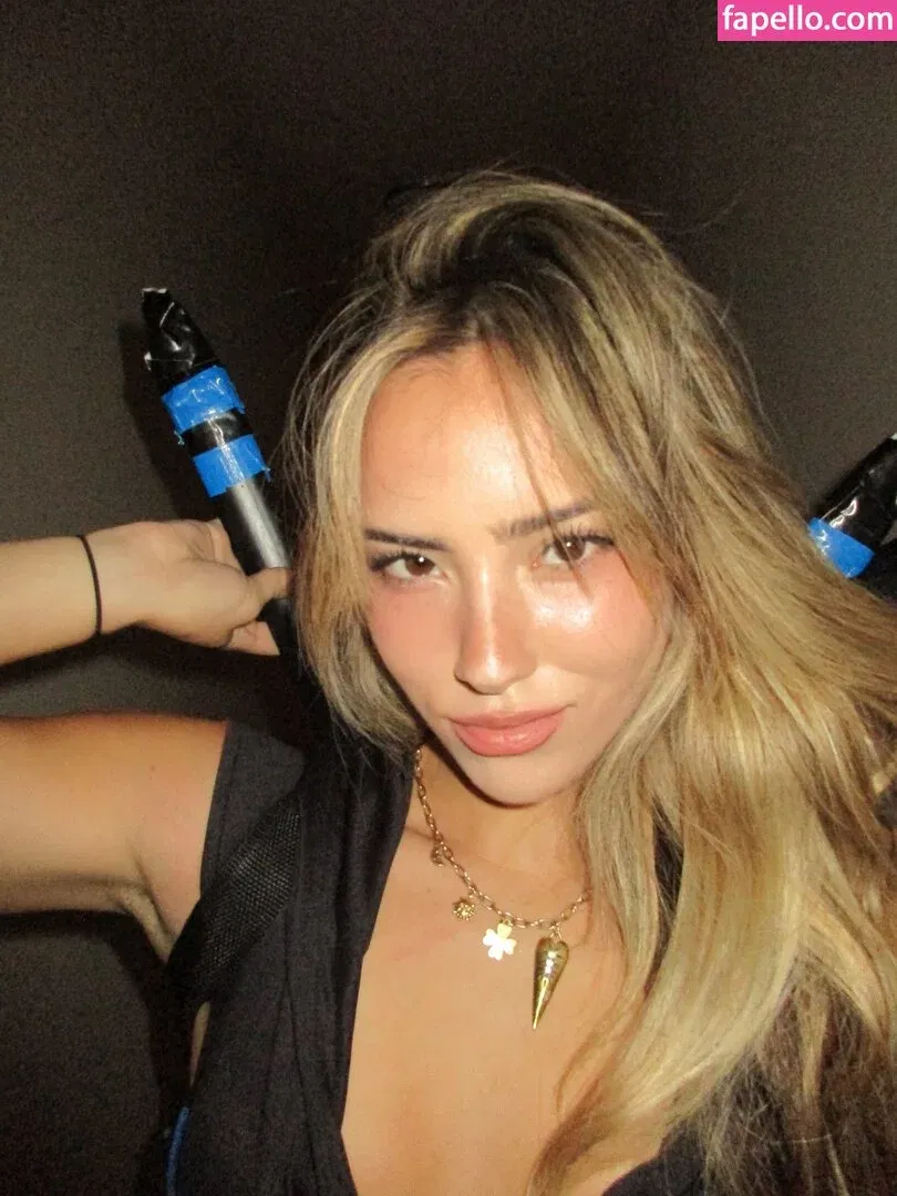 Julia Ernst / juliaernst Onlyfans Photo Gallery 