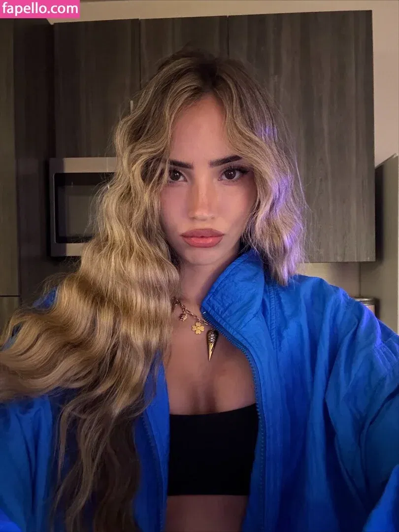 Julia Ernst / juliaernst Onlyfans Photo Gallery 