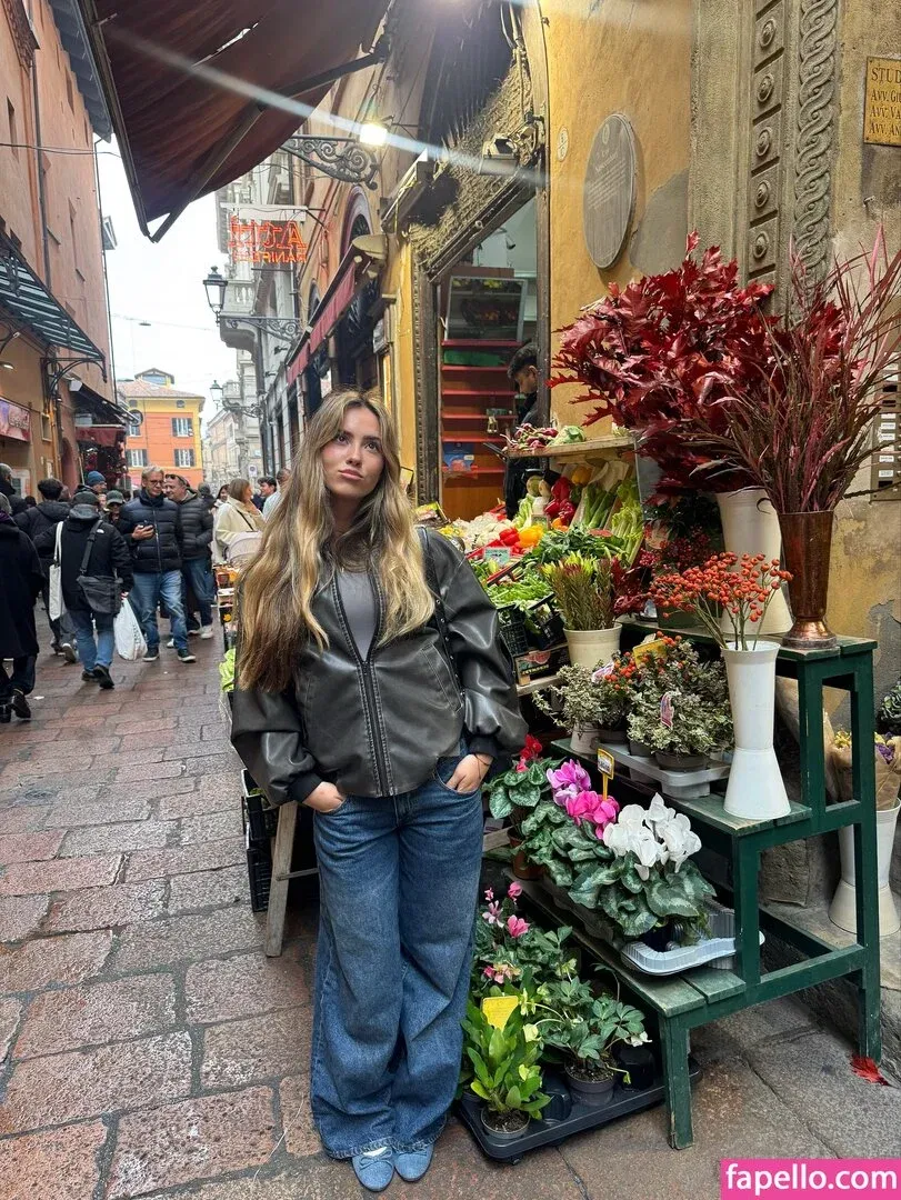 Julia Ernst / juliaernst Onlyfans Photo Gallery 