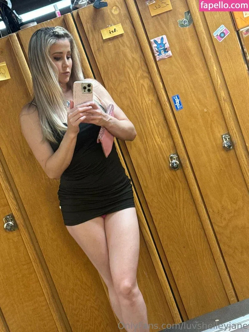 farrahcollinsxo / farrahcollinsxoxo Onlyfans Photo Gallery 