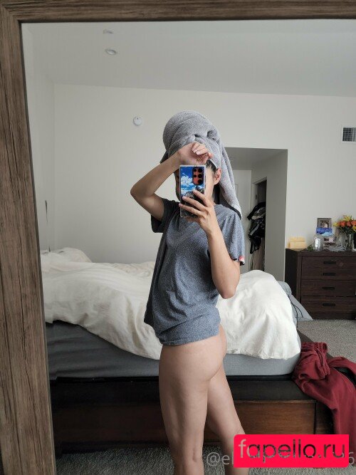 Elizabeth Tran Nude Onlyfans Photo 33
