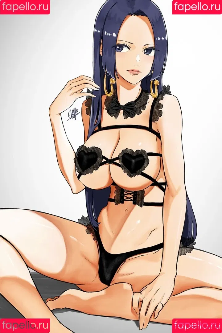 One Piece / kiiingkrystal / onepiece_staff Onlyfans Photo Gallery 