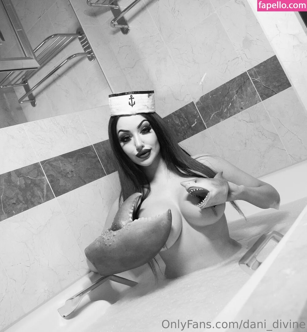 Dani Divine / dani_divine Onlyfans Photo Gallery 