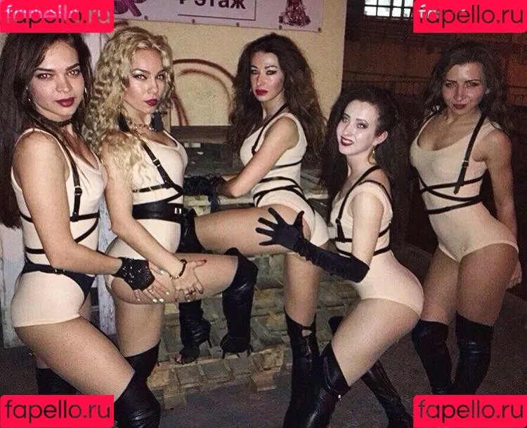 Gogo Stripper / gogo.striper / mogogogo / private show / show in club Onlyfans Photo Gallery 