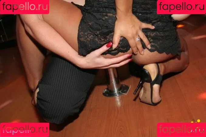 Gogo Stripper / gogo.striper / mogogogo / private show / show in club Onlyfans Photo Gallery 