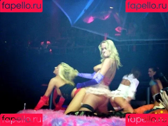 Gogo Stripper / gogo.striper / mogogogo / private show / show in club Onlyfans Photo Gallery 