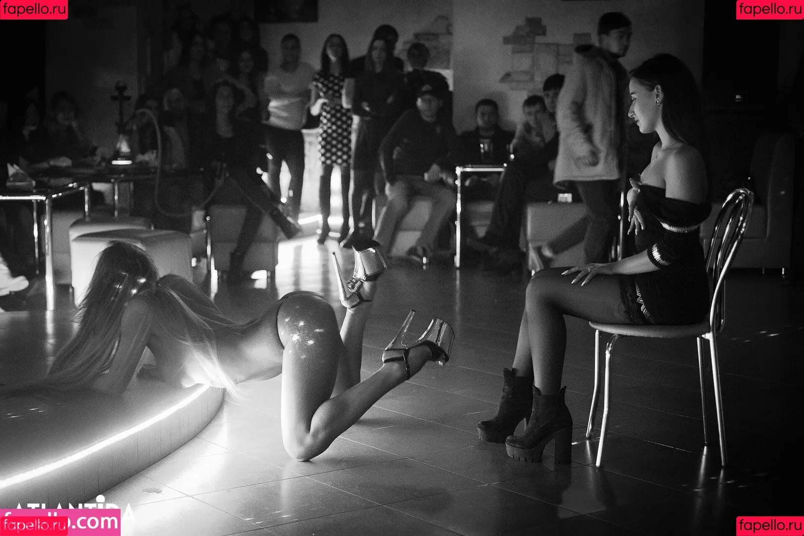 Gogo Stripper / gogo.striper / mogogogo / private show / show in club Onlyfans Photo Gallery 