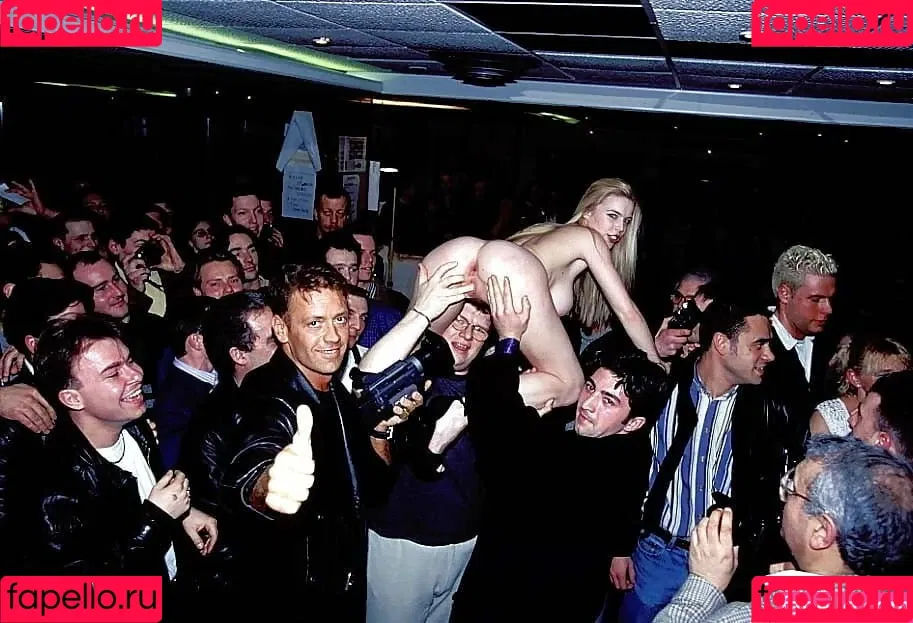 Gogo Stripper / gogo.striper / mogogogo / private show / show in club Onlyfans Photo Gallery 
