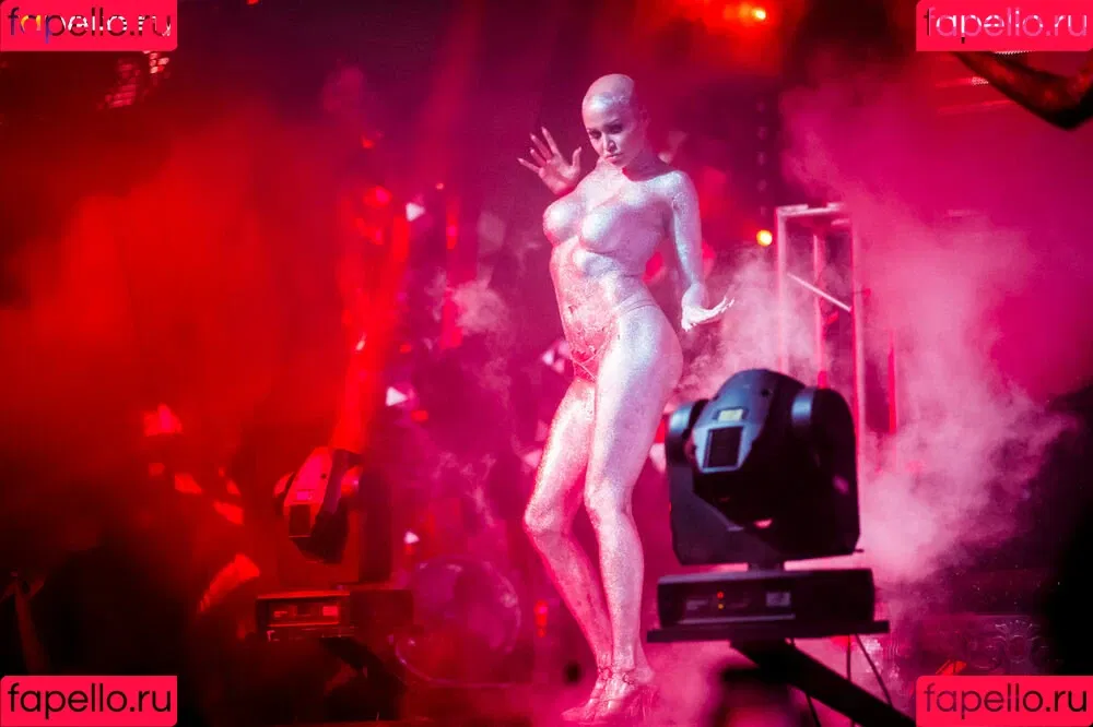 Gogo Stripper / gogo.striper / mogogogo / private show / show in club Onlyfans Photo Gallery 