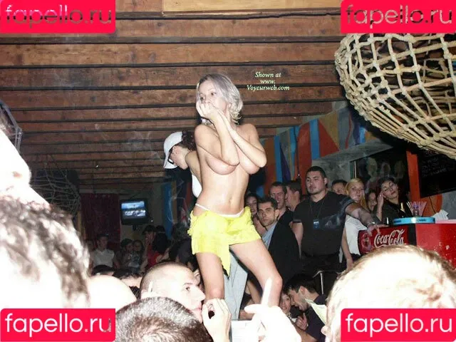 Gogo Stripper / gogo.striper / mogogogo / private show / show in club Onlyfans Photo Gallery 