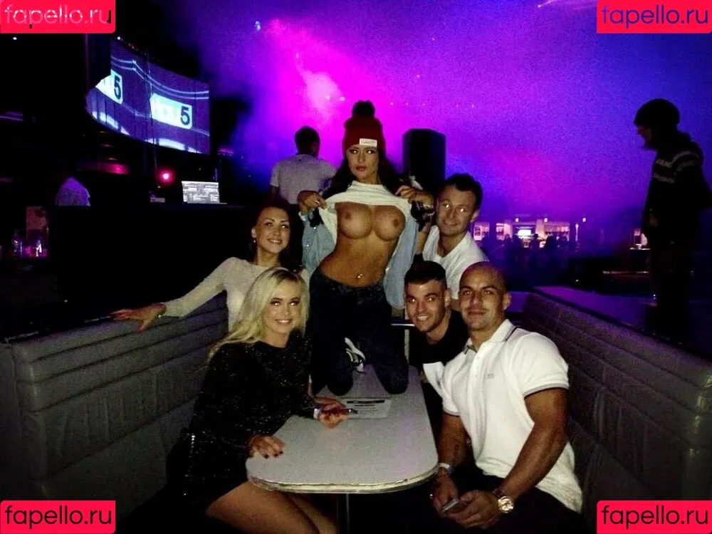 Gogo Stripper / gogo.striper / mogogogo / private show / show in club Onlyfans Photo Gallery 