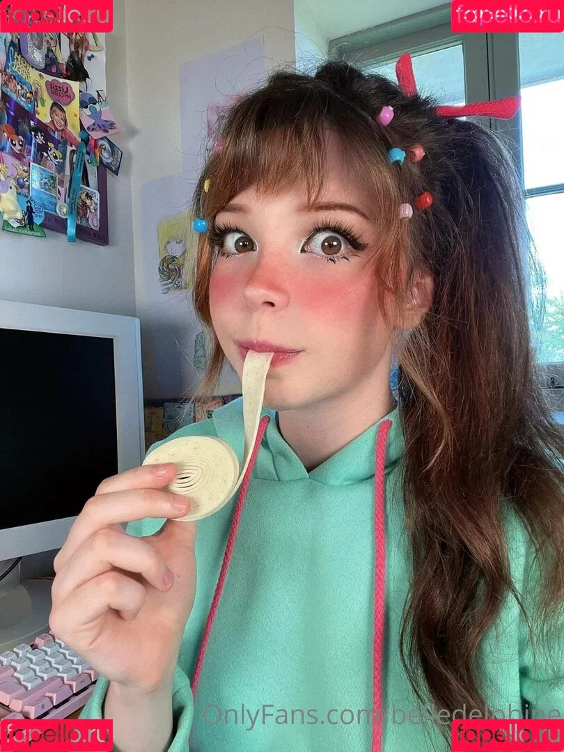 Belle Delphine / Socials / belle.delphine / belledelphine / bunnydelphine Onlyfans Photo Gallery 