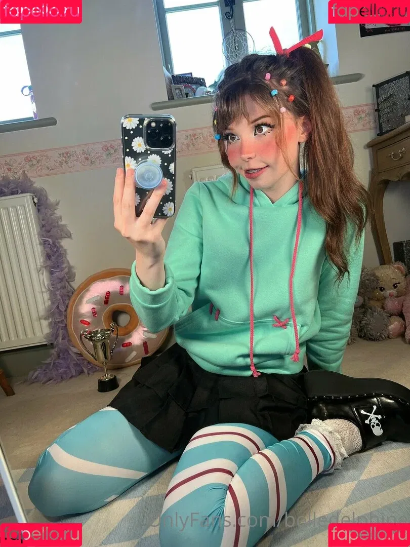 Belle Delphine / Socials / belle.delphine / belledelphine / bunnydelphine Onlyfans Photo Gallery 