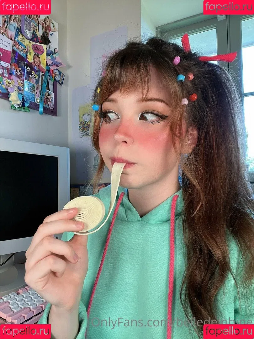 Belle Delphine / Socials / belle.delphine / belledelphine / bunnydelphine Onlyfans Photo Gallery 
