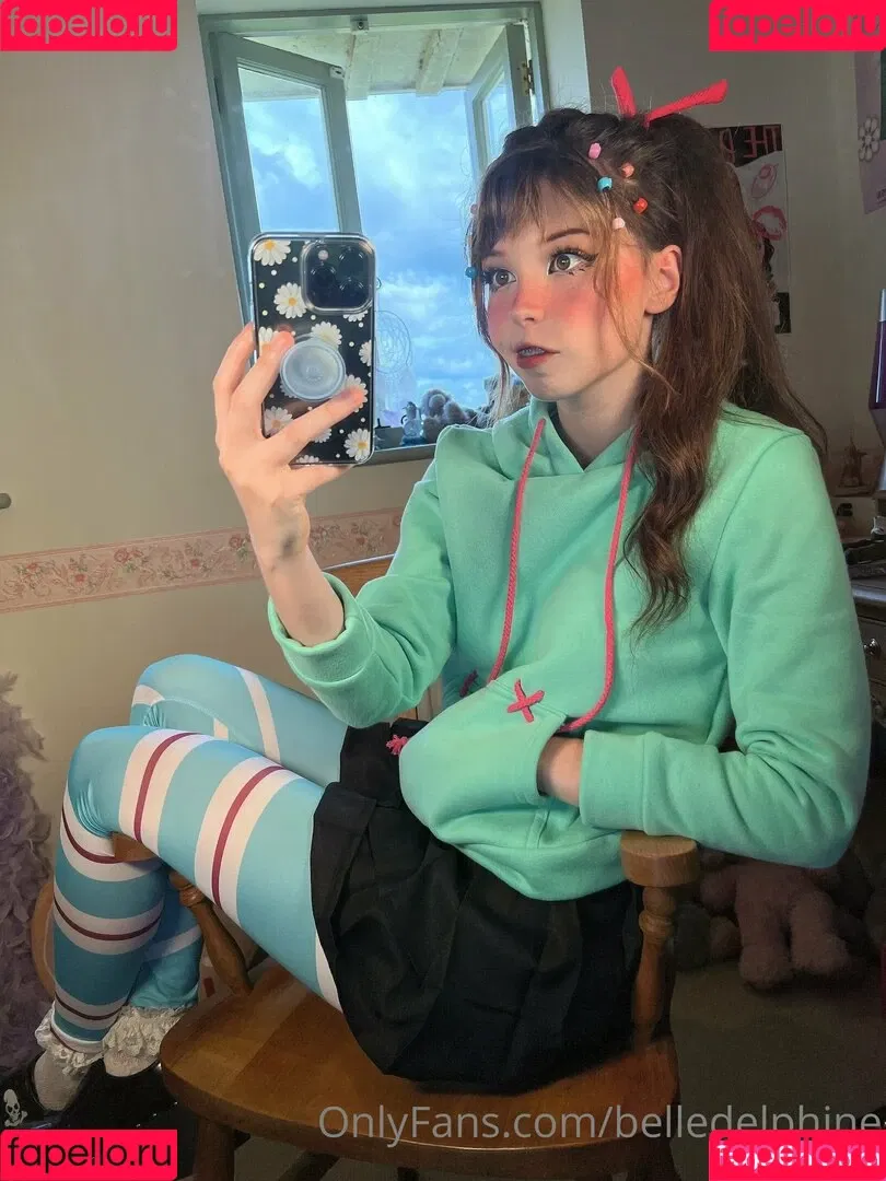 Belle Delphine / Socials / belle.delphine / belledelphine / bunnydelphine Onlyfans Photo Gallery 