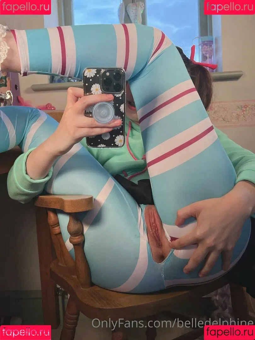 Belle Delphine / Socials / belle.delphine / belledelphine / bunnydelphine Onlyfans Photo Gallery 