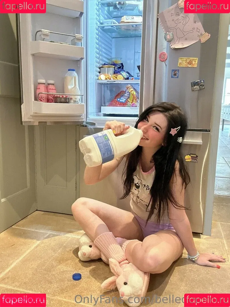 Belle Delphine / Socials / belle.delphine / belledelphine / bunnydelphine Onlyfans Photo Gallery 
