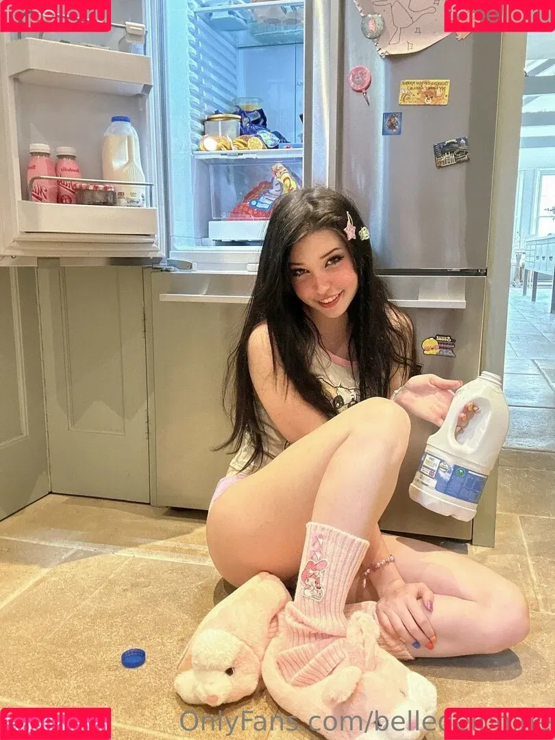 Belle Delphine / Socials / belle.delphine / belledelphine / bunnydelphine Onlyfans Photo Gallery 