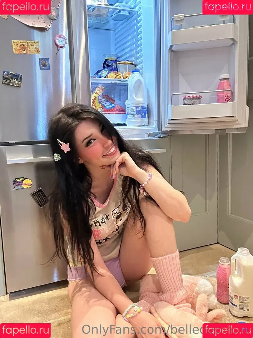 Belle Delphine / Socials / belle.delphine / belledelphine / bunnydelphine Onlyfans Photo Gallery 