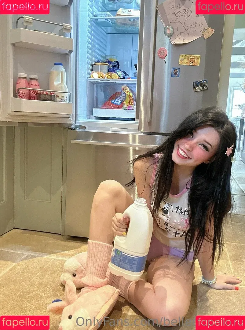 Belle Delphine / Socials / belle.delphine / belledelphine / bunnydelphine Onlyfans Photo Gallery 
